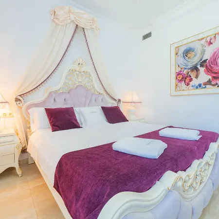 Villa Cubo's Bellavista La Jona & Heated Pool *